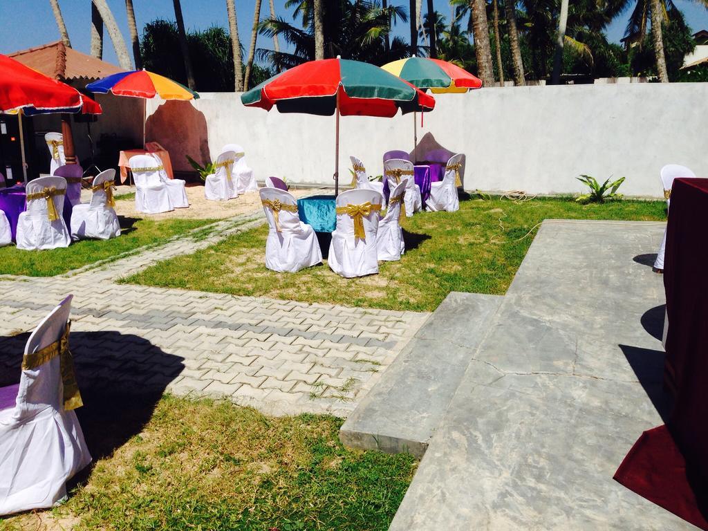 Rainbow Beach Hotel Hikkaduwa Exterior foto