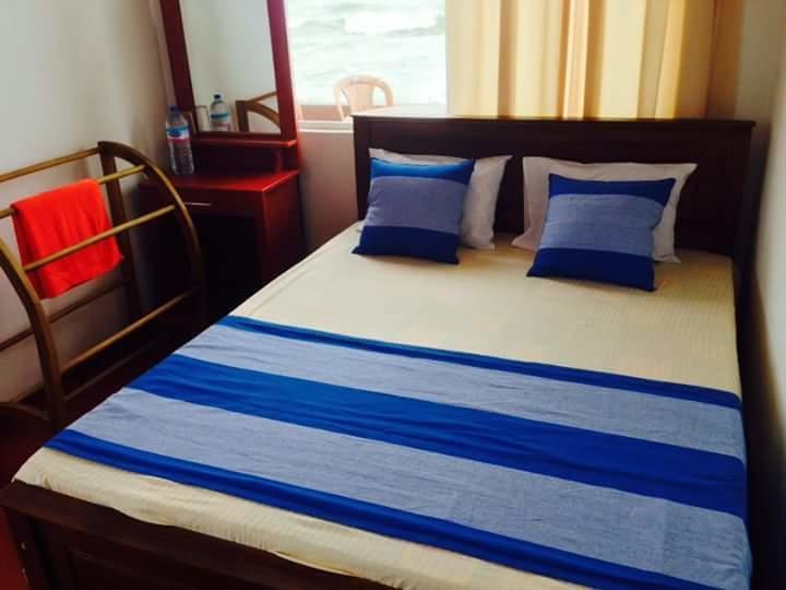 Rainbow Beach Hotel Hikkaduwa Exterior foto