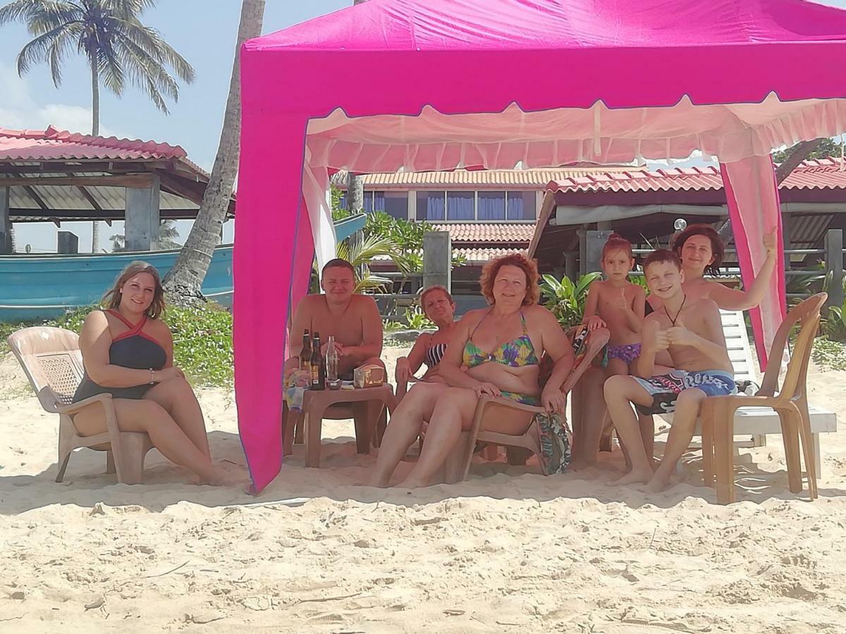 Rainbow Beach Hotel Hikkaduwa Exterior foto